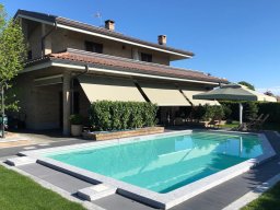 piscina privata mt 4 x 8